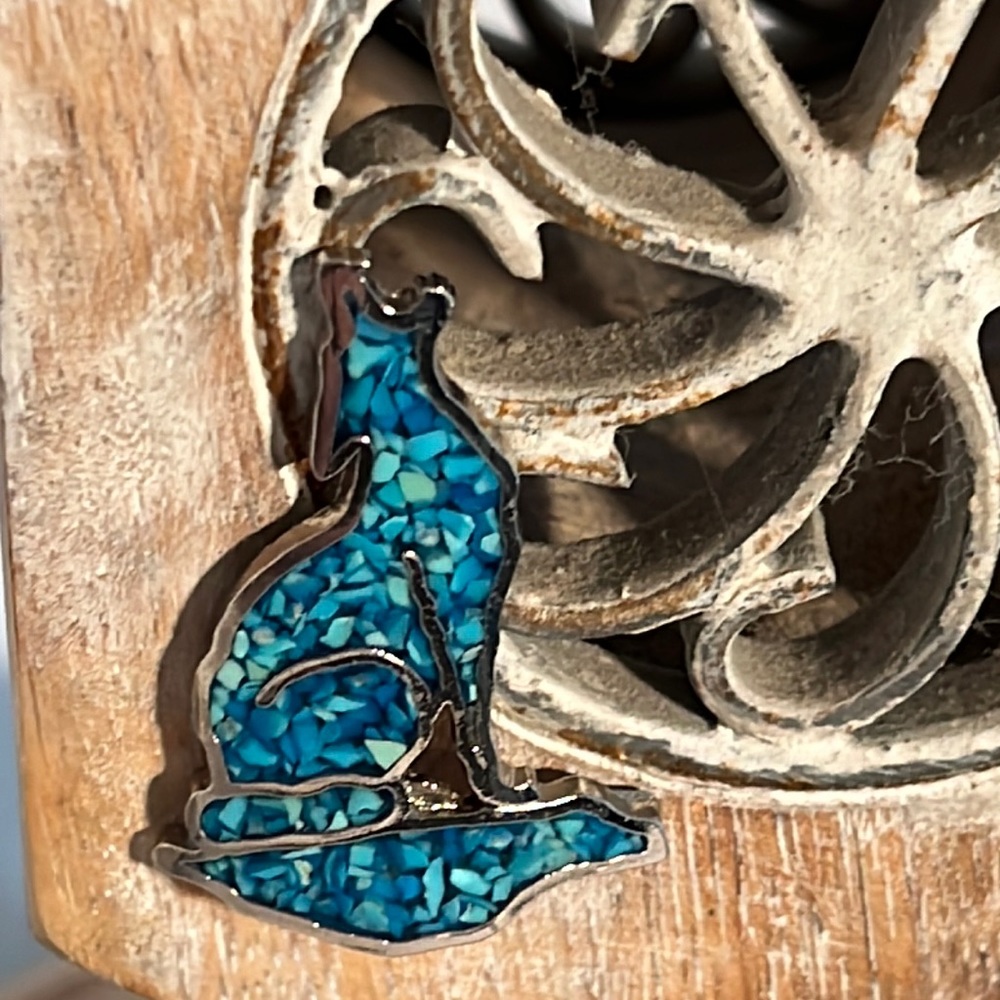 Turquoise coyote pin